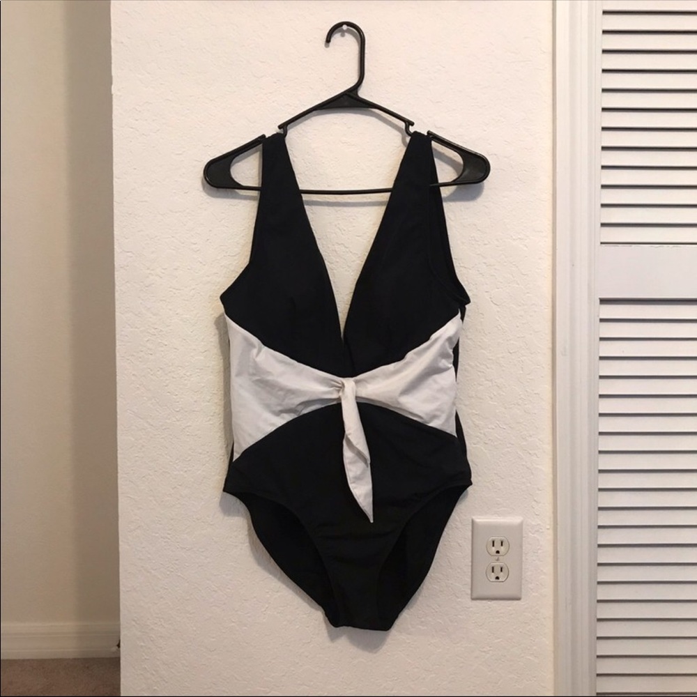 Bathing suit